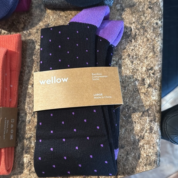NWT Wellow Brand Compression Socks - Picture 8 of 10